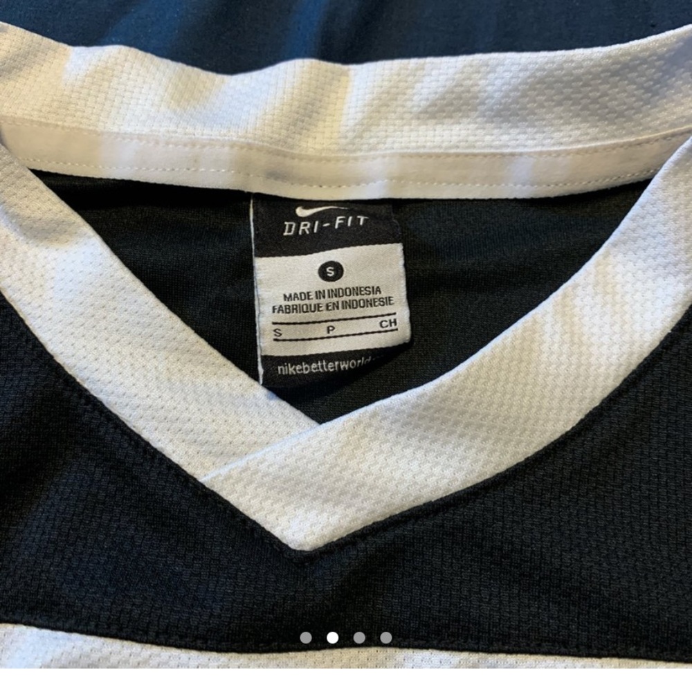 Nike dri fit tee